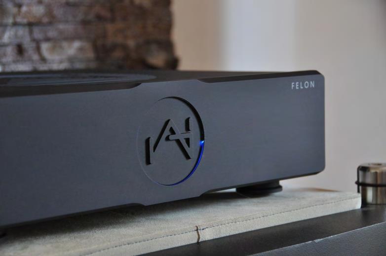 Acoustic Invader - FELON  - 1 x 2000W + 1 x 500W High Resolution Mono block Amplifier