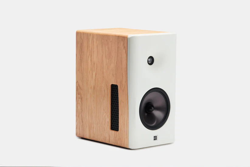 White/Natural / No Stands