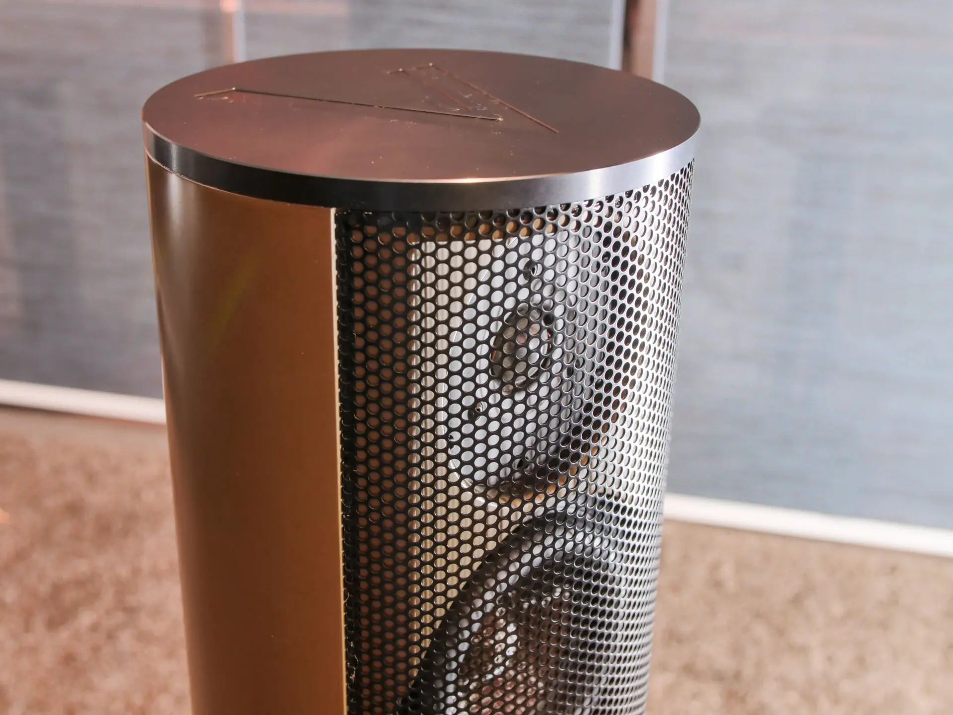 VoiceVictory Premium – 2-Way Bass Reflex Loudspeaker
